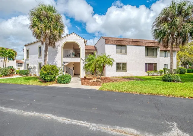Photo 4 of Condo for sale at 796 Capri Isles Blvd #130, Venice, FL 34292 | MLS# N6143476 | Listing updated on 2026-09-16