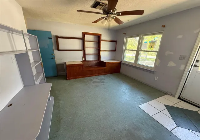 Photo 3 of Single family home for sale at 6292 W Park Dr, Homosassa, FL 34446 | MLS# W7884018 | Listing updated on 2026-09-18