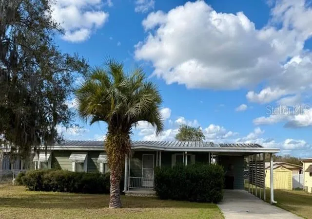 Photo 2 of Manufactured home for sale at 6571 Ne 1st Place, Ocala, FL 34470 | MLS# OM721243 | Listing updated on 2026-09-16