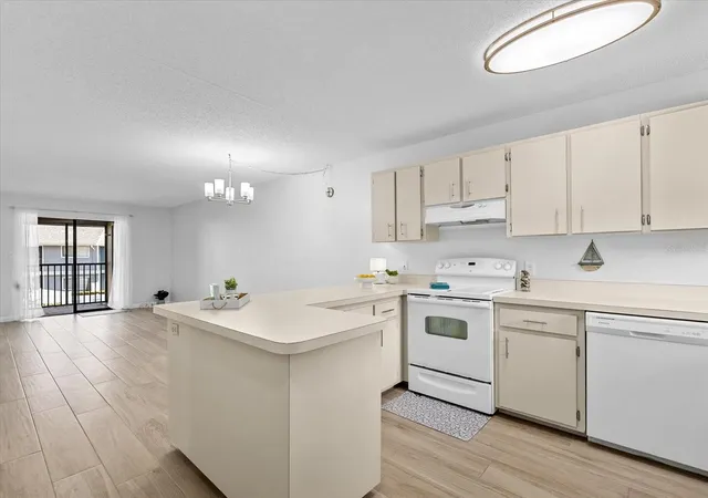 Photo 3 of Condo for sale at 6033 34th Street W #28, Bradenton, FL 34210 | MLS# A4687165 | Listing updated on 2026-09-18