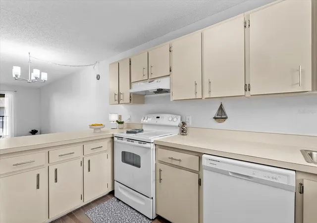 Photo 4 of Condo for sale at 6033 34th Street W #28, Bradenton, FL 34210 | MLS# A4687165 | Listing updated on 2026-09-18