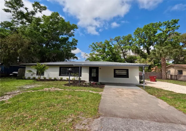 Photo 1 of Single family home for sale at 1103 N Pennsylvania Ave, Plant City, FL 33563 | MLS# TB8490239 | Listing updated on 2026-09-16
