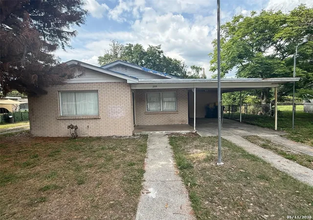 Photo 1 of Single family home for sale at 2715 Dixie Rd, Lakeland, FL 33801 | MLS# TB8491385 | Listing updated on 2026-09-29