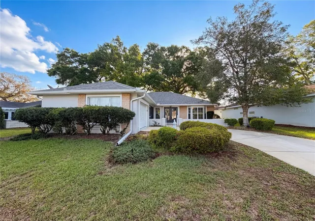 Photo 3 of Sale Pending at 7319 Sw 115th Place, Ocala, FL 34476 | MLS# O6396383 | Listing updated on 2026-09-17