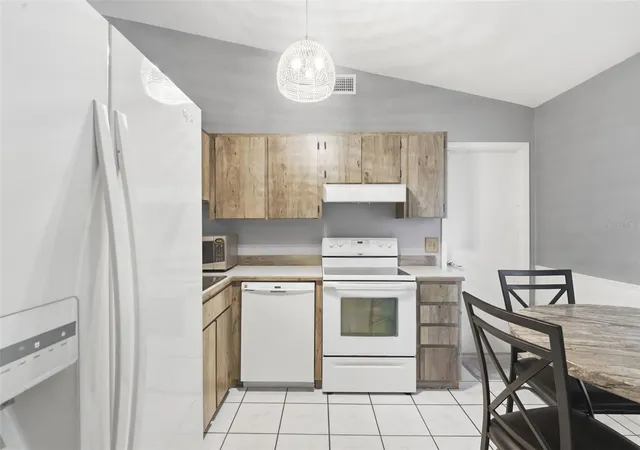 Photo 3 of Sale Pending at 61 Floridana Rd, Debary, FL 32713 | MLS# O6396432 | Listing updated on 2026-09-17