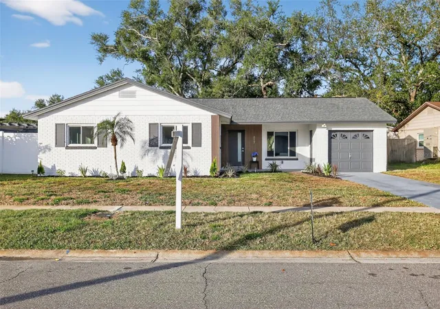 Photo 3 of Single family home for sale at 8317 Boxwood Dr, Tampa, FL 33615 | MLS# TB8494920 | Listing updated on 2026-10-04