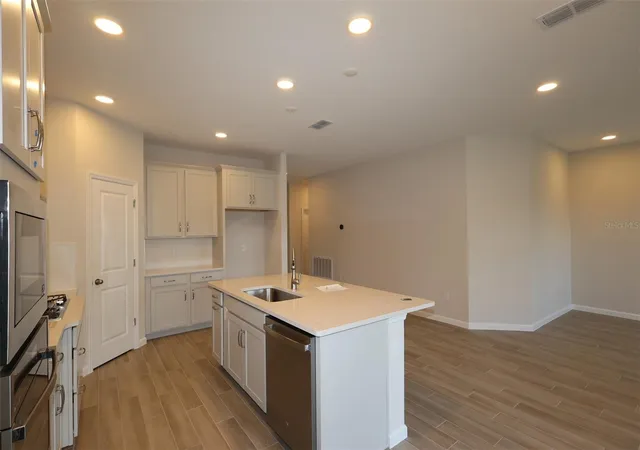 Photo 3 of Sale Pending at 1302 Hyde St, Saint Cloud, FL 34771 | MLS# O6397544 | Listing updated on 2026-10-21