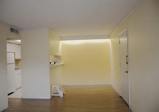 Listing Photo 5 - Condo for sale in building located at 905 W Oak Ridge Rd, ORLANDO, FL 32809 - Unit #C