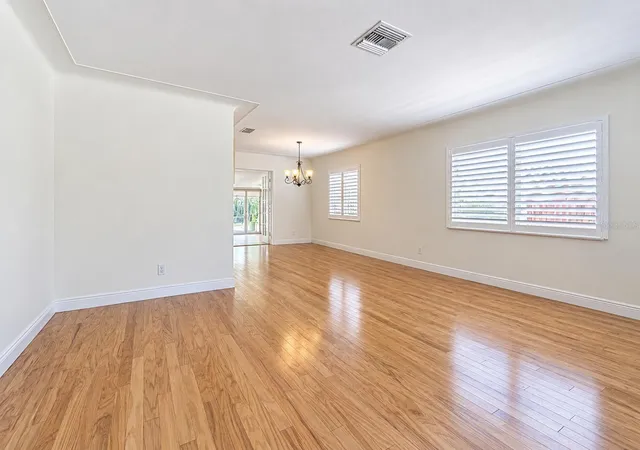 Photo 3 of Single family home for sale at 243 Snell Isle Blvd NE, Saint Petersburg, FL 33704 | MLS# TB8496115 | Listing updated on 2026-09-10
