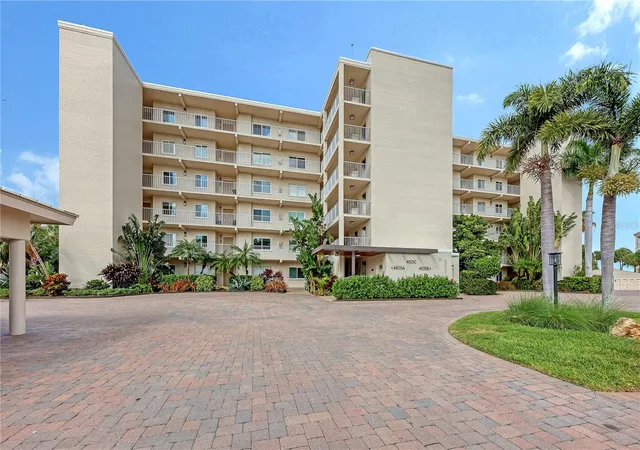 Photo 1 of Sale Pending at 4825 Gulf Of Mexico Dr #504, Longboat Key, FL 34228 | MLS# A4689724 | Listing updated on 2026-09-30