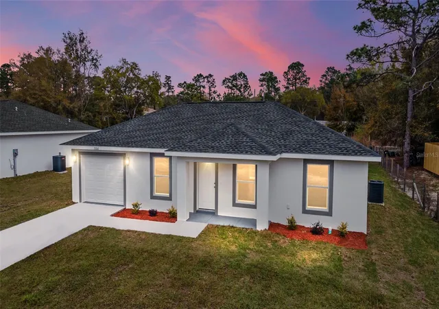 Single family home for sale at 146 SW Tree Top Rd, DUNNELLON, FL 34431 | MLS# OM723172