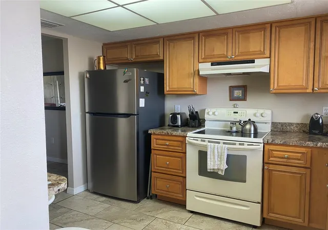 Photo 2 of Condo for sale at 3621 Lake Bayshore Dr #J-403, Bradenton, FL 34205 | MLS# A4690941 | Listing updated on 2026-09-16