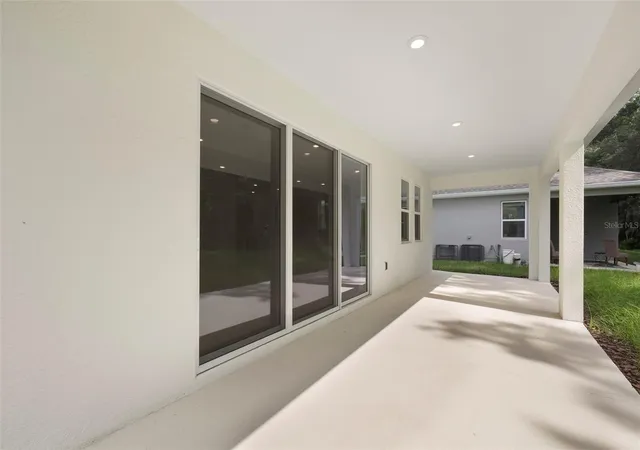Photo 3 of Sale Pending at 5171 Mockingbird Sound Ct, Sanford, FL 32773 | MLS# O6401897 | Listing updated on 2026-09-16