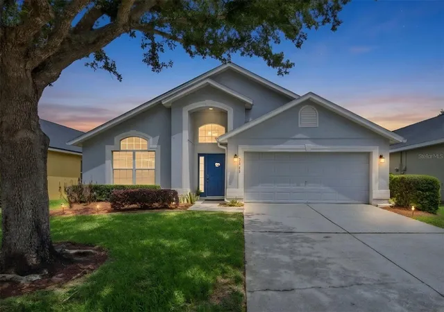Photo 1 of Single family home for sale at 5345 Los Palma Vista Dr, Orlando, FL 32837 | MLS# O6402698 | Listing updated on 2026-09-30
