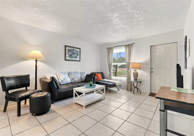 Listing Photo 5 - Condo for sale in building located at 4001 Groveland Ave, SARASOTA, FL 34231