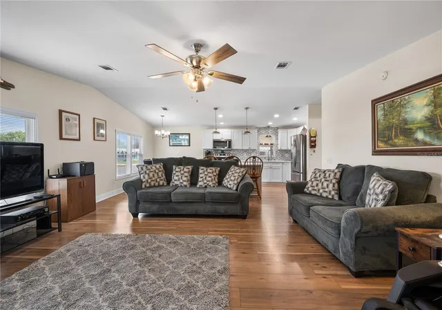Photo 4 of Manufactured home for sale at 1502 Longbow Dr, Lakeland, FL 33810 | MLS# L4961474 | Listing updated on 2026-09-23