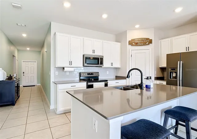 Photo 3 of Single family home for sale at 237 Taft Dr, Davenport, FL 33837 | MLS# O6403452 | Listing updated on 2026-09-22