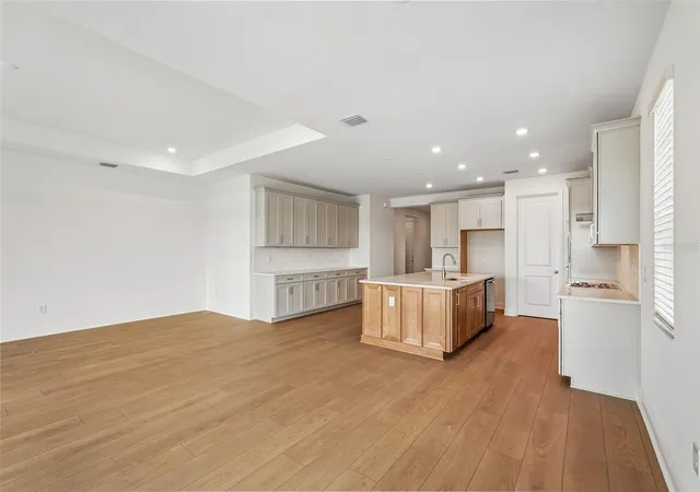 Photo 3 of Single family home for sale at 152 Vistera Blvd, Nokomis, FL 34275 | MLS# R4911172 | Listing updated on 2026-09-16