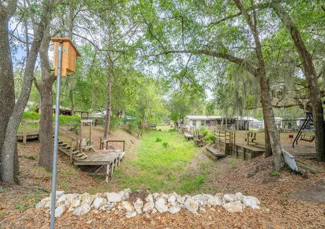 Photo 2 of Sale Pending at 21220 E Highway 316, Fort Mc Coy, FL 32134 | MLS# OM723981 | Listing updated on 2026-09-16