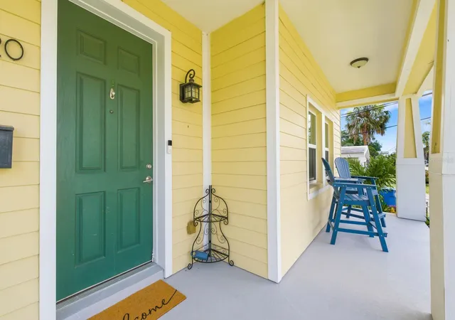 Photo 3 of Single family home for sale at 4920 3rd Street N, St Petersburg, FL 33703 | MLS# TB8505005 | Listing updated on 2026-10-22