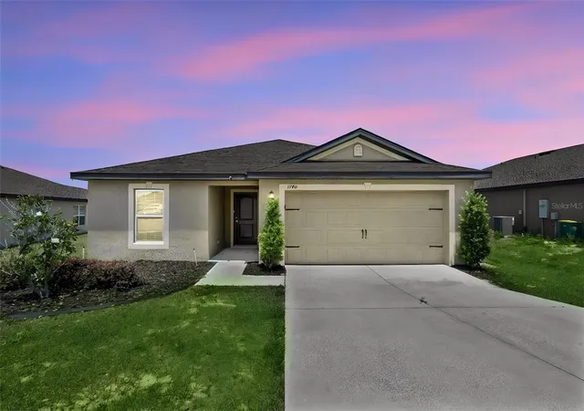 Photo 1 of Sale Pending at 1740 Canaan Loop, Dundee, FL 33838 | MLS# O6405417 | Listing updated on 2026-09-30