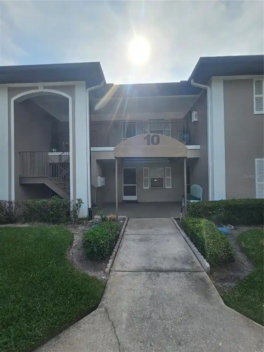 Listing Photo 1 - Condo for sale in 5265 E Bay Dr located at 5265 E Bay Dr, Clearwater, FL 33764 - Unit #1013