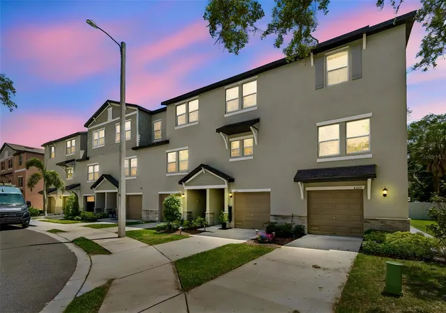 Photo 3 of Townhouse for sale at 4436 Tuscan Loon Dr, Tampa, FL 33619 | MLS# TB8507583 | Listing updated on 2026-09-24