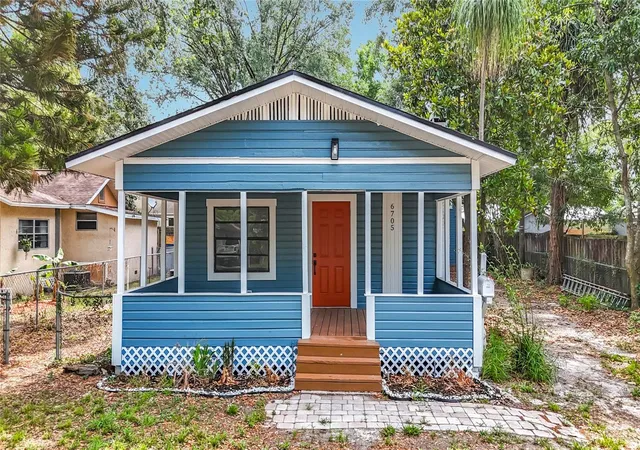 Photo 2 of Single family home for sale at 6705 N Elizabeth St, Tampa, FL 33604 | MLS# TB8507939 | Listing updated on 2026-10-02