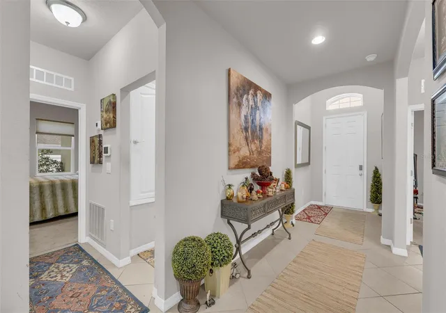 Photo 3 of Single family home for sale at 980 Glazebrook Loop, Orange City, FL 32763 | MLS# O6407903 | Listing updated on 2026-09-25