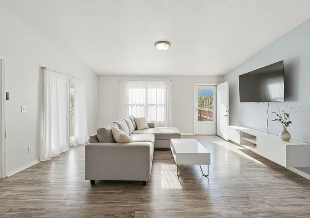 Photo 3 of Single family home for sale at 38932 Central Ave, Zephyrhills, FL 33540 | MLS# A4693634 | Listing updated on 2026-09-18
