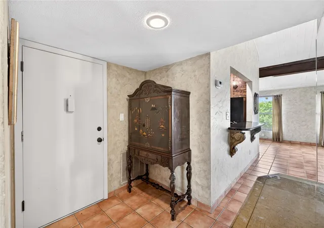 Photo 2 of Condo for sale at 200 Maitland Ave #128, Altamonte Springs, FL 32701 | MLS# O6409585 | Listing updated on 2026-09-17