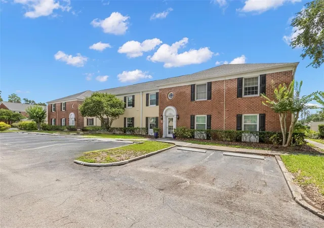 Photo 2 of Condo for sale at 13762 Orange Sunset Dr #102, Tampa, FL 33618 | MLS# TB8510826 | Listing updated on 2026-09-08