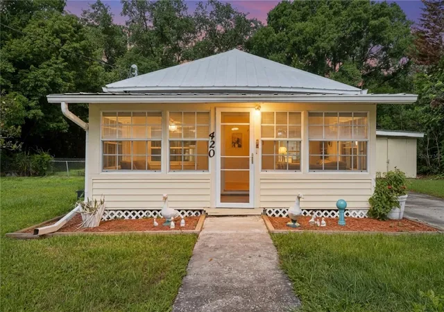 Photo 1 of Sale Pending at 420 Jacks Memorial Rd, Saint Cloud, FL 34769 | MLS# S5150387 | Listing updated on 2026-09-16