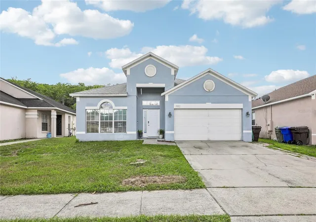 Photo 2 of Single family home for sale at 1982 Locust Berry Dr, Kissimmee, FL 34743 | MLS# S5150591 | Listing updated on 2026-09-16