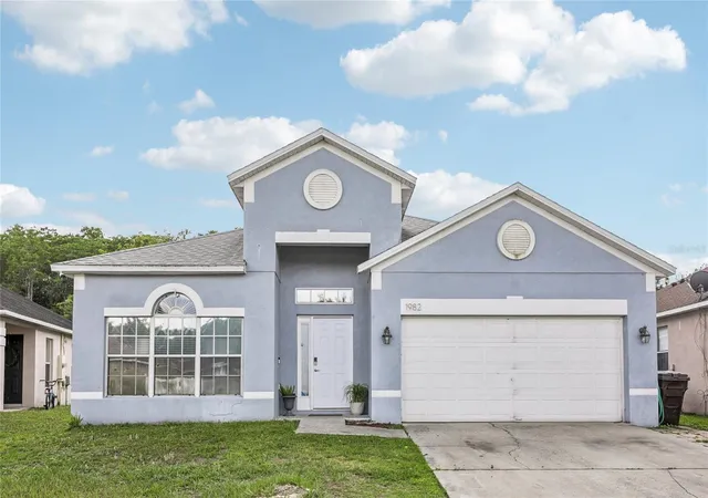 Photo 3 of Single family home for sale at 1982 Locust Berry Dr, Kissimmee, FL 34743 | MLS# S5150591 | Listing updated on 2026-09-16