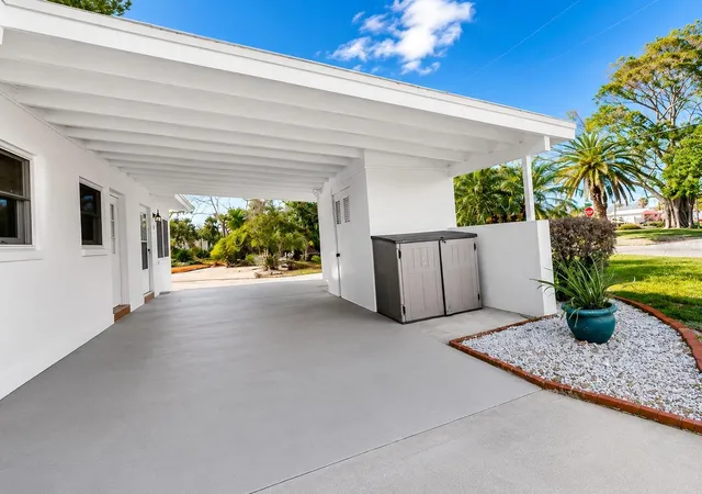 Photo 2 of Single family home for sale at 301 41st Avenue, St Pete Beach, FL 33706 | MLS# TB8512325 | Listing updated on 2026-09-16