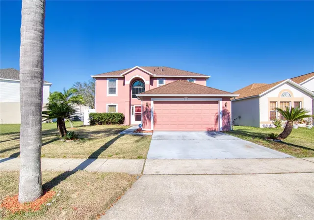 Photo 1 of Single family home for sale at 15907 Wilkinson Dr, Clermont, FL 34714 | MLS# O6411294 | Listing updated on 2026-10-01