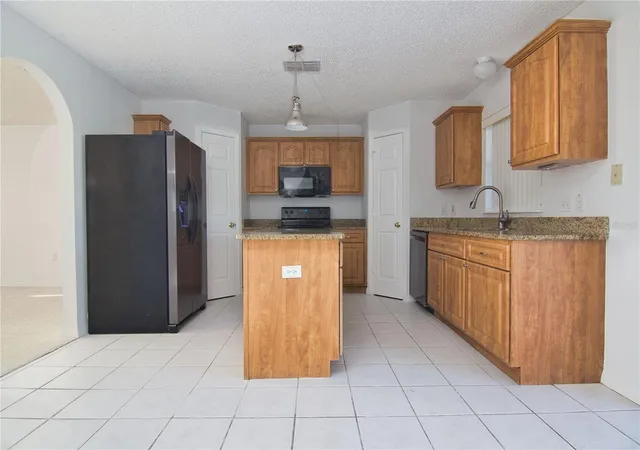 Photo 3 of Single family home for sale at 15907 Wilkinson Dr, Clermont, FL 34714 | MLS# O6411294 | Listing updated on 2026-10-01