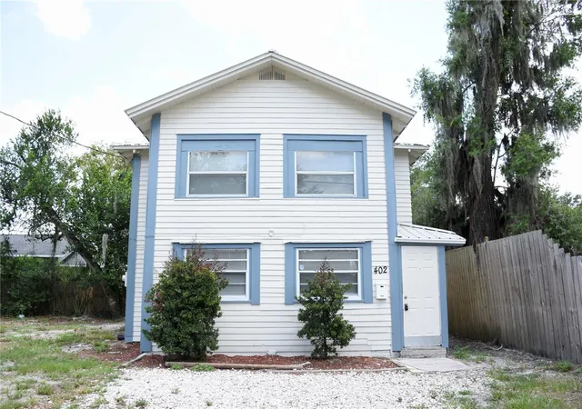 Photo 1 of Single family home for sale at 402 Lenox St, Lakeland, FL 33803 | MLS# L4962250 | Listing updated on 2026-10-05