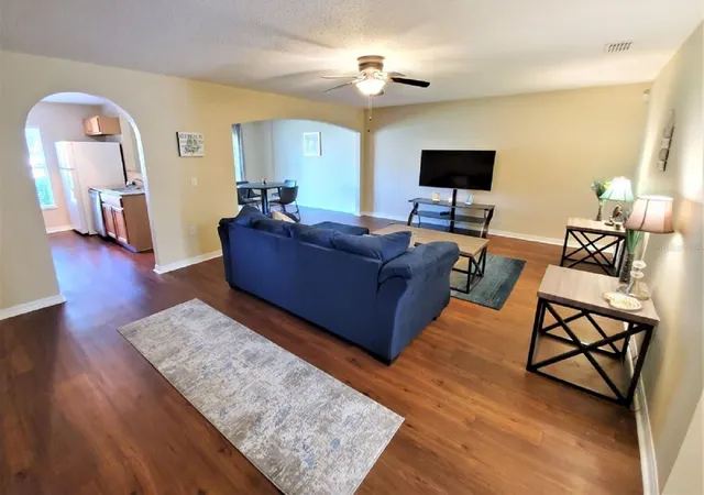 Photo 3 of Townhouse for sale at 9870 Ashburn Lake Dr, Tampa, FL 33610 | MLS# TB8513678 | Listing updated on 2026-09-08