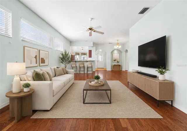 Photo 4 of Single family home for sale at 4905 Kelso St, Leesburg, FL 34748 | MLS# TB8513986 | Listing updated on 2026-10-17
