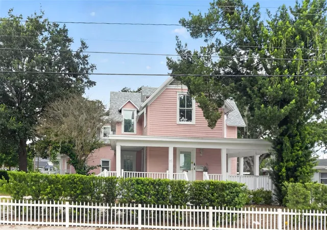 Photo 1 of Single family home for sale at 19 W Princeton St, Orlando, FL 32804 | MLS# O6412272 | Listing updated on 2026-09-17
