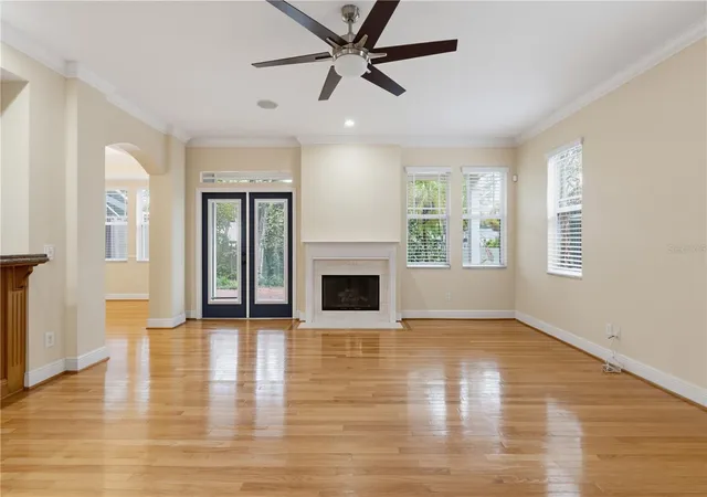 Photo 3 of Townhouse for sale at 2889 Bayshore Trails Dr, Tampa, FL 33611 | MLS# TB8514089 | Listing updated on 2026-09-27