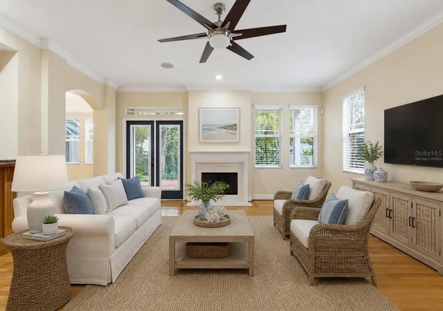 Photo 4 of Townhouse for sale at 2889 Bayshore Trails Dr, Tampa, FL 33611 | MLS# TB8514089 | Listing updated on 2026-09-27