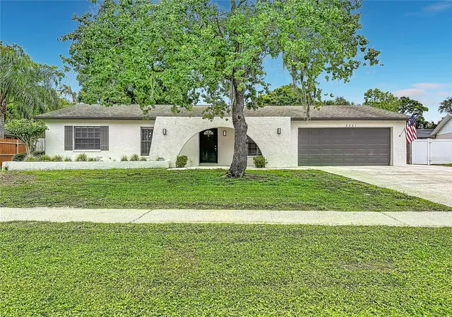 Photo 1 of Single family home for sale at 4321 Foxglen Ln, TAMPA, FL 33624 | MLS# TB8514959 | Listing updated on 2026-10-06