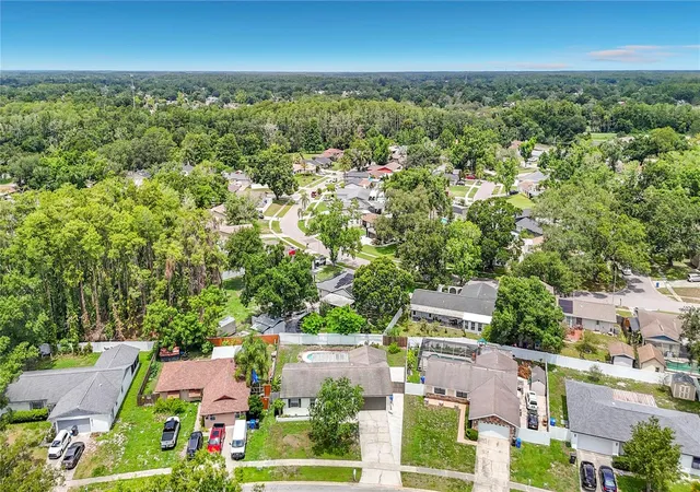 Photo 2 of Single family home for sale at 4321 Foxglen Ln, TAMPA, FL 33624 | MLS# TB8514959 | Listing updated on 2026-10-06