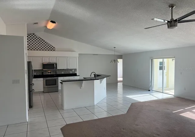 Photo 3 of Single family home for sale at 733 Sunridge Woods Blvd, Davenport, FL 33837 | MLS# S5151234 | Listing updated on 2026-10-03