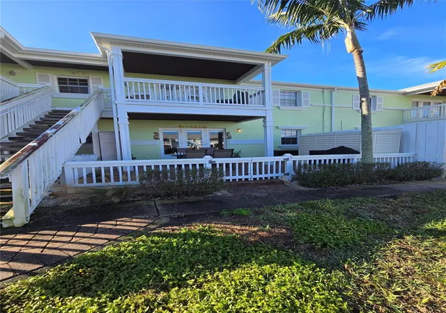 Photo 2 of Condo for sale at 5231 Beach Dr SE #A, Saint Petersburg, FL 33705 | MLS# O6414350 | Listing updated on 2026-09-19