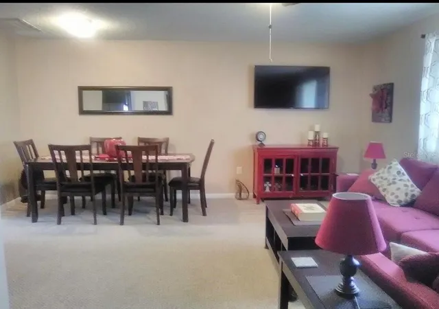Photo 4 of Sale Pending at 8532 SW 109th Lane Rd, Ocala, FL 34481 | MLS# O6414767 | Listing updated on 2026-09-17