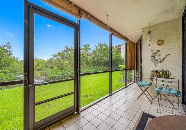 Photo 4 of Condo for sale at 900 Cvs Cay Dr #1F, Clearwater, FL 33760 | MLS# TB8516894 | Listing updated on 2026-09-16